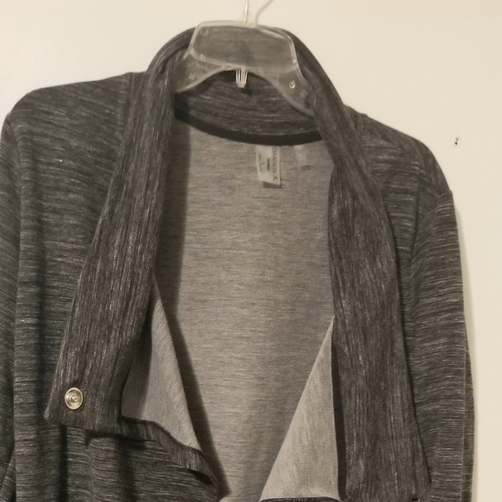 Danskin French Terry Bliss Wrap Yoga Performance Long Sleeve Jacket Size Large.